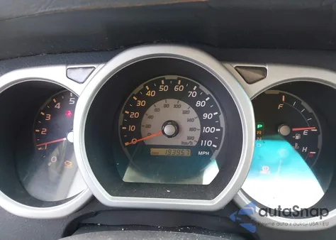 2005 Toyota 4Runner Sr5 Sport V8/Sr5 V8 z USA, uszkodzony, nr VIN JTEZT14R350023028